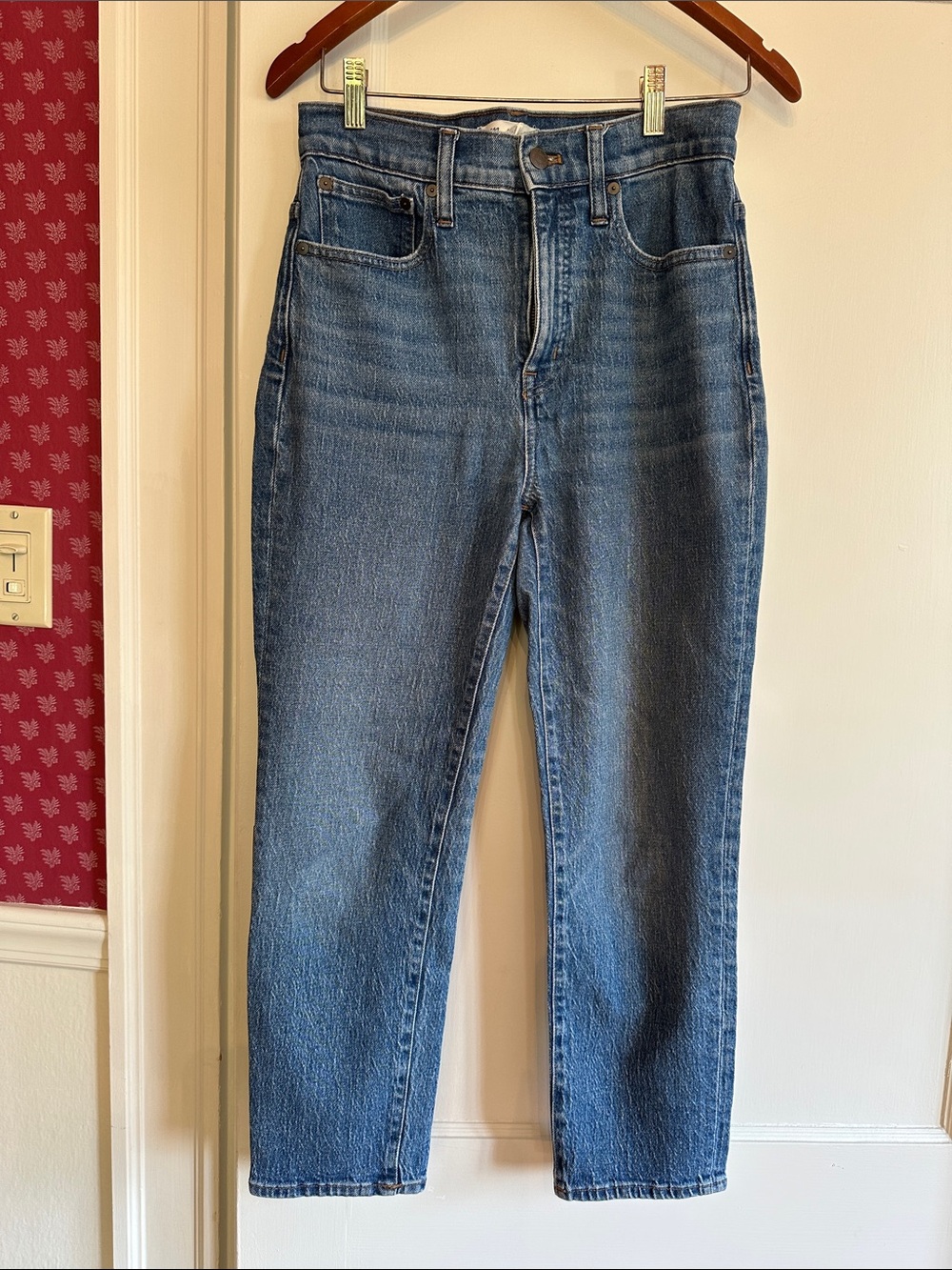 Madewell Straight-Leg Women's Jeans in Medium Blue Wash